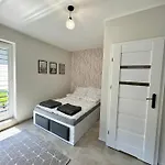 -noclegi Marki-pokoje Z Lazienkami-parking-ev-okolica Warszawy- 3* Marki (Wolomin)