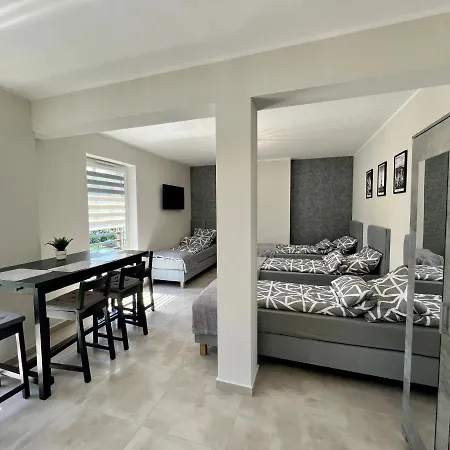 Bed & Breakfast -noclegi Marki-pokoje Z Lazienkami-parking-ev-okolica Warszawy- Marki (Wolomin)