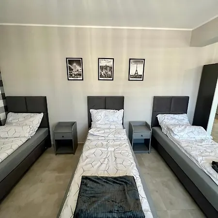 -noclegi Marki-pokoje Z Lazienkami-parking-ev-okolica Warszawy- Bed & Breakfast Marki (Wolomin)