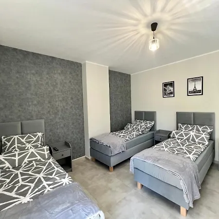 -noclegi Marki-pokoje Z Lazienkami-parking-ev-okolica Warszawy- Bed & Breakfast