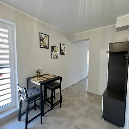 -noclegi Marki-pokoje Z Lazienkami-parking-ev-okolica Warszawy-