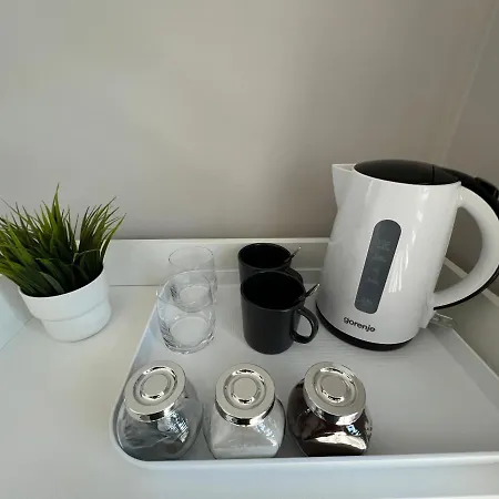 Bed & Breakfast -noclegi Marki-pokoje Z Lazienkami-parking-ev-okolica Warszawy-