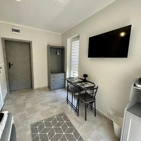 Bed & Breakfast -noclegi Marki-pokoje Z Lazienkami-parking-ev-okolica Warszawy-