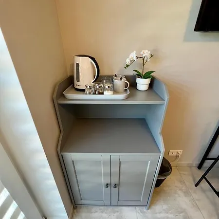 -noclegi Marki-pokoje Z Lazienkami-parking-ev-okolica Warszawy- 3*