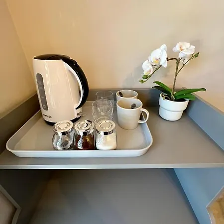 -noclegi Marki-pokoje Z Lazienkami-parking-ev-okolica Warszawy- Bed & Breakfast Marki (Wolomin)