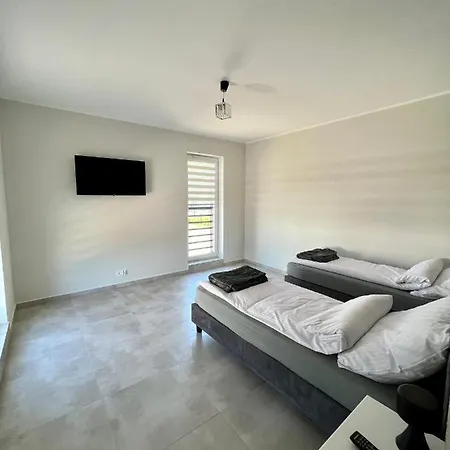 -noclegi Marki-pokoje Z Lazienkami-parking-ev-okolica Warszawy-