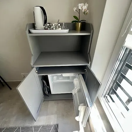 -noclegi Marki-pokoje Z Lazienkami-parking-ev-okolica Warszawy- מארקי