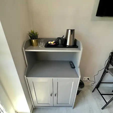 -noclegi Marki-pokoje Z Lazienkami-parking-ev-okolica Warszawy-