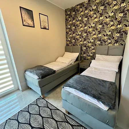 -noclegi Marki-pokoje Z Lazienkami-parking-ev-okolica Warszawy-