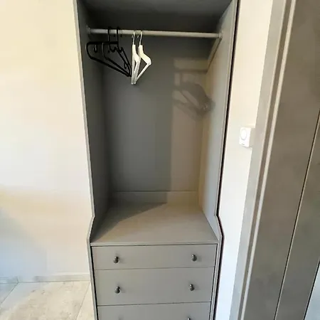 -noclegi Marki-pokoje Z Lazienkami-parking-ev-okolica Warszawy- Nocleg ze śniadaniem 3*