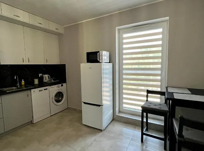 -noclegi Marki-pokoje Z Lazienkami-parking-ev-okolica Warszawy- Bed & Breakfast