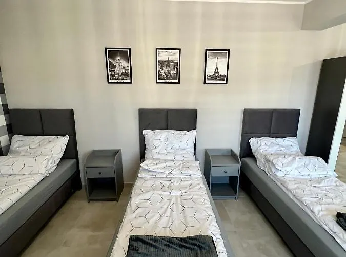 -noclegi Marki-pokoje Z Lazienkami-parking-ev-okolica Warszawy- Bed & Breakfast Marki (Wolomin)