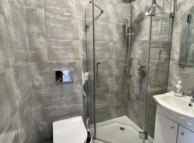 -noclegi Marki-pokoje Z Lazienkami-parking-ev-okolica Warszawy- 3*