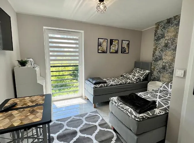 -noclegi Marki-pokoje Z Lazienkami-parking-ev-okolica Warszawy- 3* Marki (Wolomin)