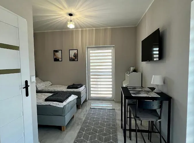 -noclegi Marki-pokoje Z Lazienkami-parking-ev-okolica Warszawy- 3*