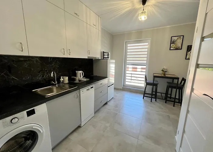 -noclegi Marki-pokoje Z Lazienkami-parking-ev-okolica Warszawy- Bed & Breakfast Marki (Wolomin)