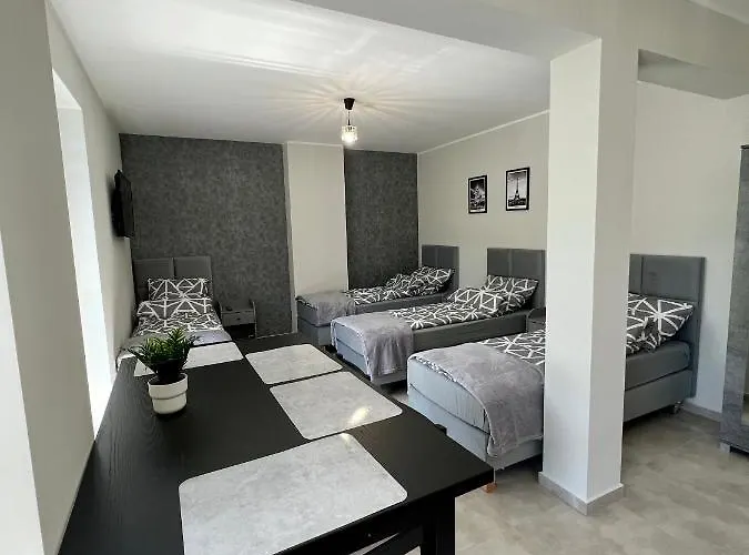 -noclegi Marki-pokoje Z Lazienkami-parking-ev-okolica Warszawy- 3*