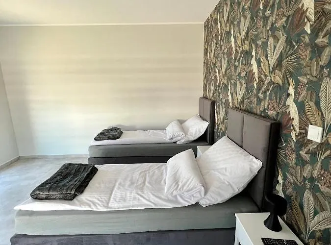 Bed & Breakfast -noclegi Marki-pokoje Z Lazienkami-parking-ev-okolica Warszawy- Marki (Wolomin)