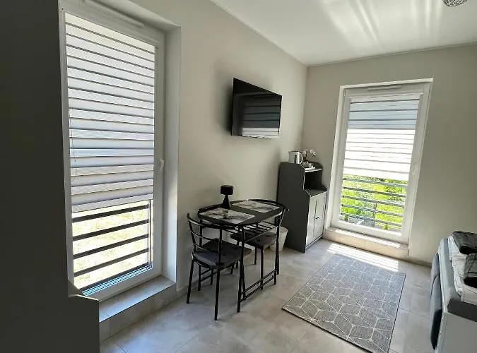 Bed & Breakfast -noclegi Marki-pokoje Z Lazienkami-parking-ev-okolica Warszawy- 3*