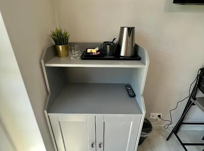 -noclegi Marki-pokoje Z Lazienkami-parking-ev-okolica Warszawy-