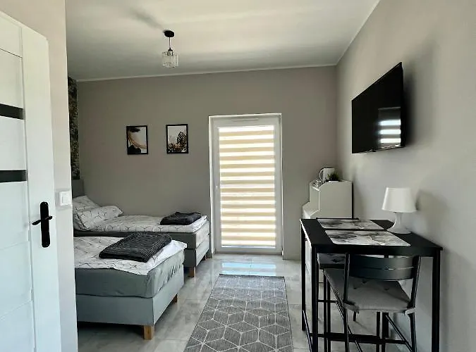 Bed & Breakfast -noclegi Marki-pokoje Z Lazienkami-parking-ev-okolica Warszawy- Marki (Wolomin)