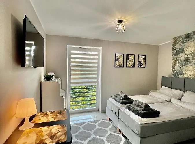 -noclegi Marki-pokoje Z Lazienkami-parking-ev-okolica Warszawy- 3*